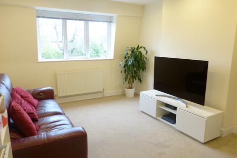 2 bedroom apartment to rent, WENTWORTH ROAD, LONDON, NW11