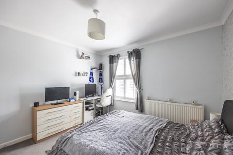 12 Empress Road, Gravesend, DA12 2QR
