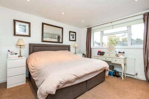 4 bedroom detached house for sale, Alma Way, Farnham, Surrey