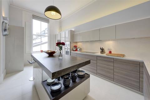 4 bedroom apartment to rent, Queen's Gate Place, London, SW7