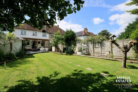 4 bedroom semi-detached house for sale, Alder Road, Folkestone CT19