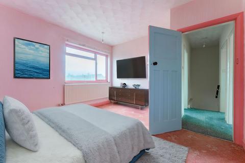 144 Carlton Road, Lowestoft, NR33 0NB