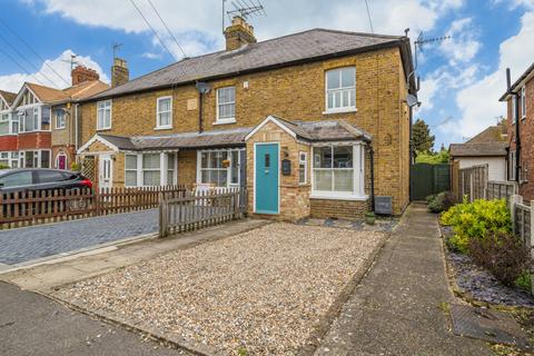 48 Alma Road, Eton Wick, Windsor, SL4 6LA