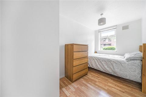 68 Hope Close, London, SE12 0BJ
