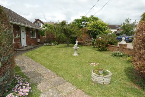 3 bedroom bungalow for sale, West Mersea, CO5 8AU