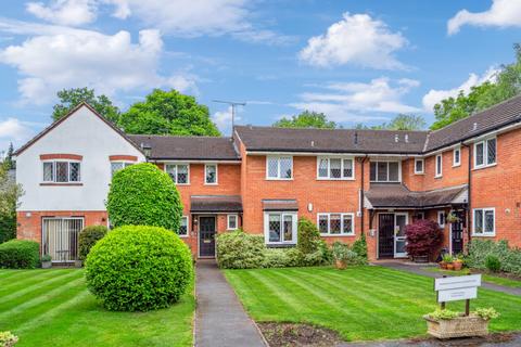 2 bedroom apartment for sale, Narcot Lane, Chalfont St. Peter, Gerrards Cross, SL9