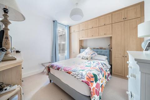 2 bedroom maisonette for sale, North Street, Clapham Old Town