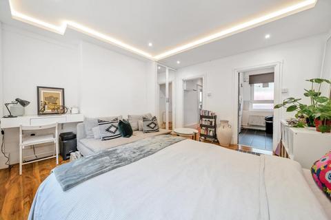 Studio for sale, Adams Gardens Estate, Rotherhithe