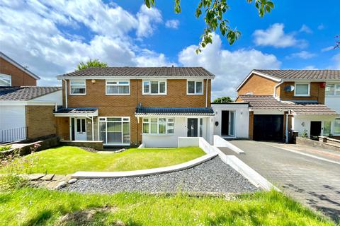 3 bedroom semi-detached house for sale, Clockburnsyde Close, Whickham, Newcastle Upon Tyne, NE16