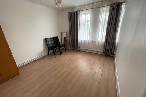 1 bedroom flat to rent, Bury Street West, London N9
