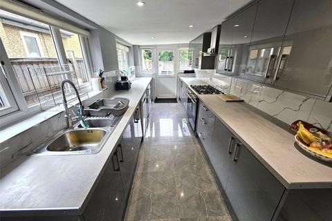 23 Addlestone Park, Addlestone, KT15 1RZ