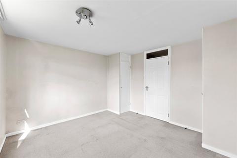 2 bedroom flat for sale, Barnetts Shaw, Oxted, Surrey, RH8