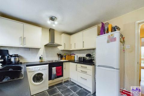 4 bedroom townhouse for sale, Beacon Road, Chatham, Kent, ME5 7BW