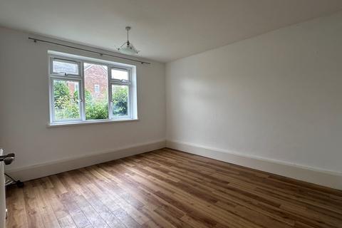 1 bedroom flat for sale, Park View, Potters Bar, EN6