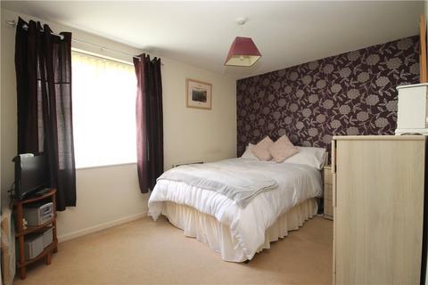 2 bedroom apartment for sale, Douglas Road, Stanwell, Staines-upon-Thames, Surrey, TW19