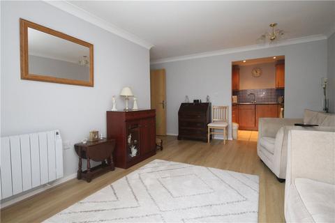 2 bedroom apartment for sale, Douglas Road, Stanwell, Staines-upon-Thames, Surrey, TW19