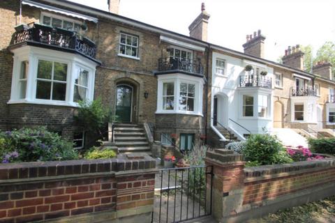 1 bedroom retirement property for sale, Cambridge Road, Southend On Sea