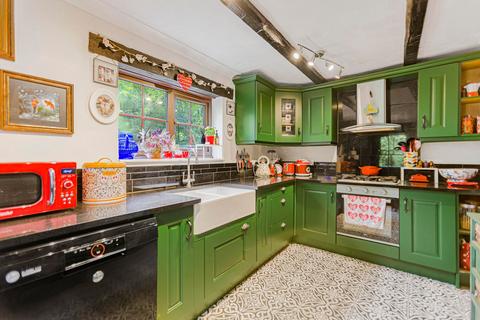 8 Crown Road, Wheatley, Oxford, OX33 1UL