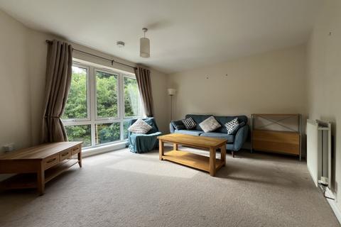 3 bedroom flat to rent, Greenpark, Edinburgh EH17