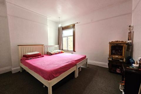 2 bedroom flat for sale, Butler Road, Harrow HA1