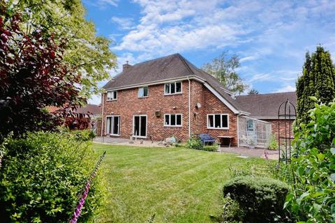 4 bedroom detached house for sale, Hobbs Park, St Ives, BH24 2PU