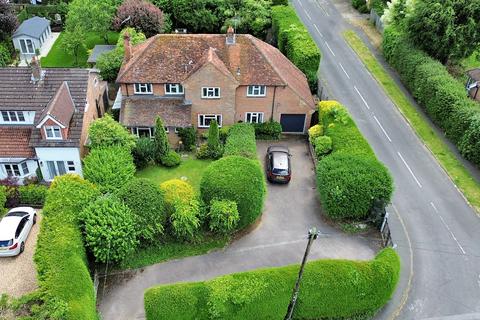 5 bedroom detached house for sale, Oxted Green, Godalming GU8