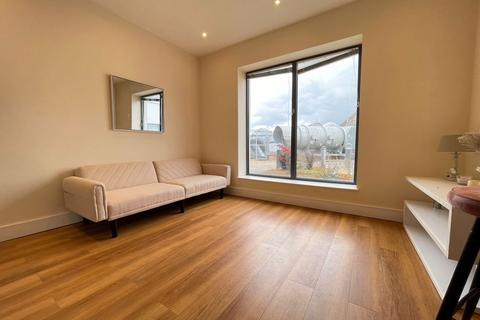 1 bedroom apartment for sale, Atria House , Bath Road, Slough, Berkshire, SL1