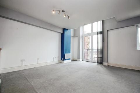 undefined, Ferry Street, Bristol BS1