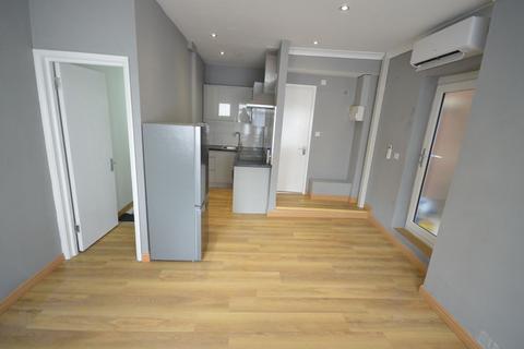 2 bedroom apartment to rent, Alexandra Road, Colchester