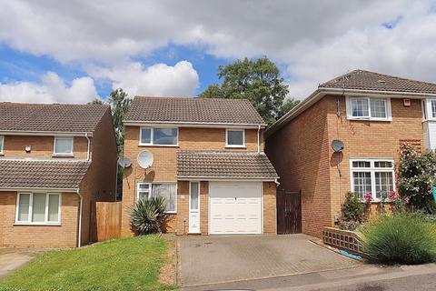 3 bedroom detached house to rent, Watermeadow Drive, Watermeadow, Northampton, NN3