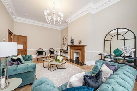 6 bedroom detached house to rent, Harley Street, Marylebone, London, W1G