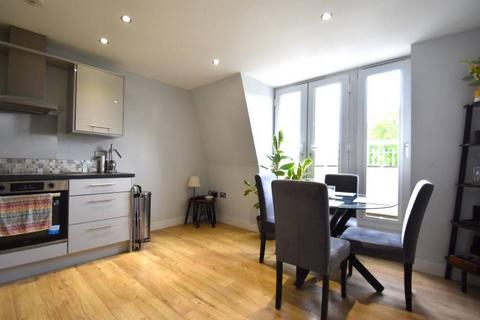 1 bedroom flat to rent, St. Leonards Road, Eastbourne BN21