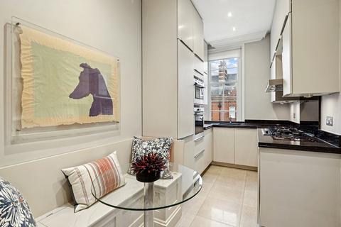 undefined, Cadogan Gardens, Chelsea, London