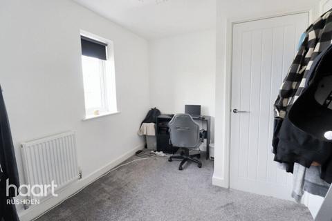 2 bedroom terraced house for sale, Oak Close, Raunds