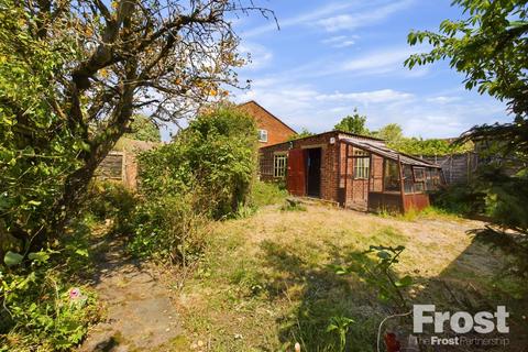 507 Staines Road West, Ashford, TW15 2AB
