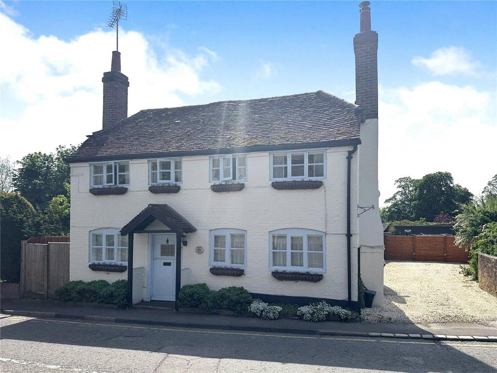 Pangbourne Hill, Pangbourne, Reading... 2 bed detached house to rent