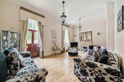 2 bedroom apartment for sale, Rosebury Square, Woodford Green