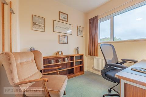 11 Crodingley, Thongsbridge, Holmfirth, HD9 3TZ