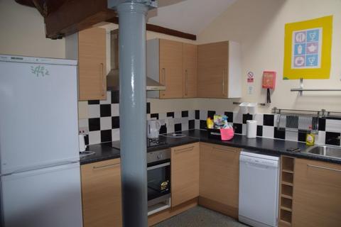 5 bedroom house share to rent, Russell Street