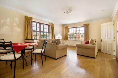 2 bedroom apartment for sale, Colchester Road, Colchester CO6