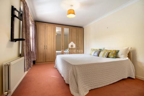 2 bedroom apartment for sale, Colchester Road, Colchester CO6