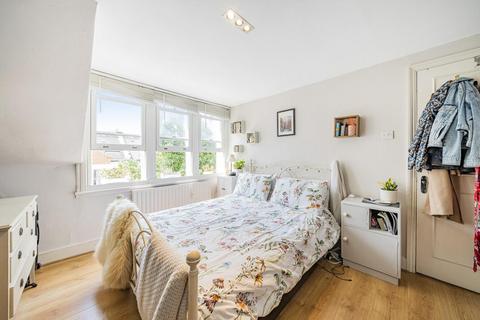 2 bedroom flat for sale, Hemberton Road, Clapham