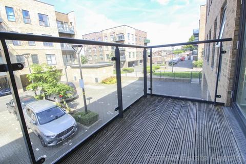 1 bedroom flat for sale, Bowerman Court, South Oxhey