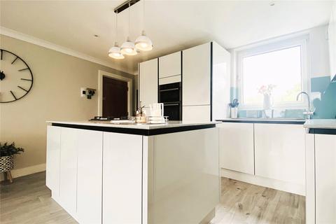 3 bedroom apartment for sale, Staines-upon-Thames, Surrey TW18