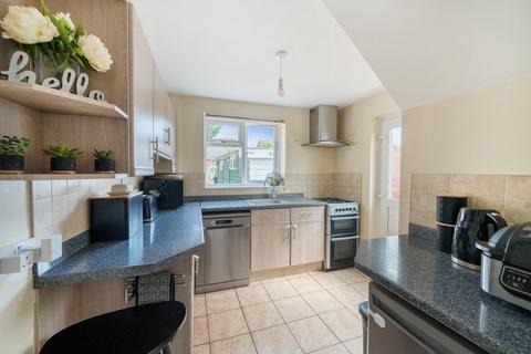 3 bedroom semi-detached house for sale, Wolsey Close, Worcester WR4