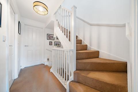 32 Atkinson Road, Hawkinge, Folkestone, CT18 7SB