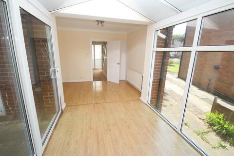 4 bedroom semi-detached house to rent, Moseley Wood Walk, Leeds, West Yorkshire, LS16