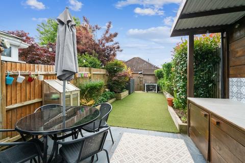 3 bedroom terraced house for sale, Neild Way, Mill End, Rickmansworth, WD3