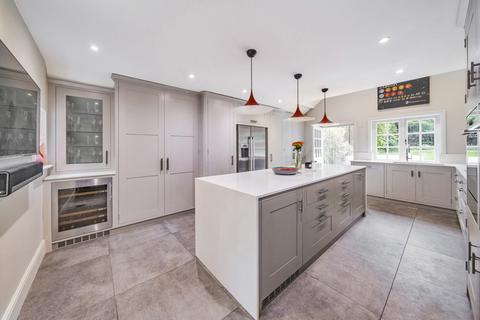 6 bedroom link detached house for sale, St. Pauls Cray Road, Chislehurst