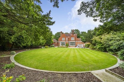 6 bedroom link detached house for sale, St. Pauls Cray Road, Chislehurst